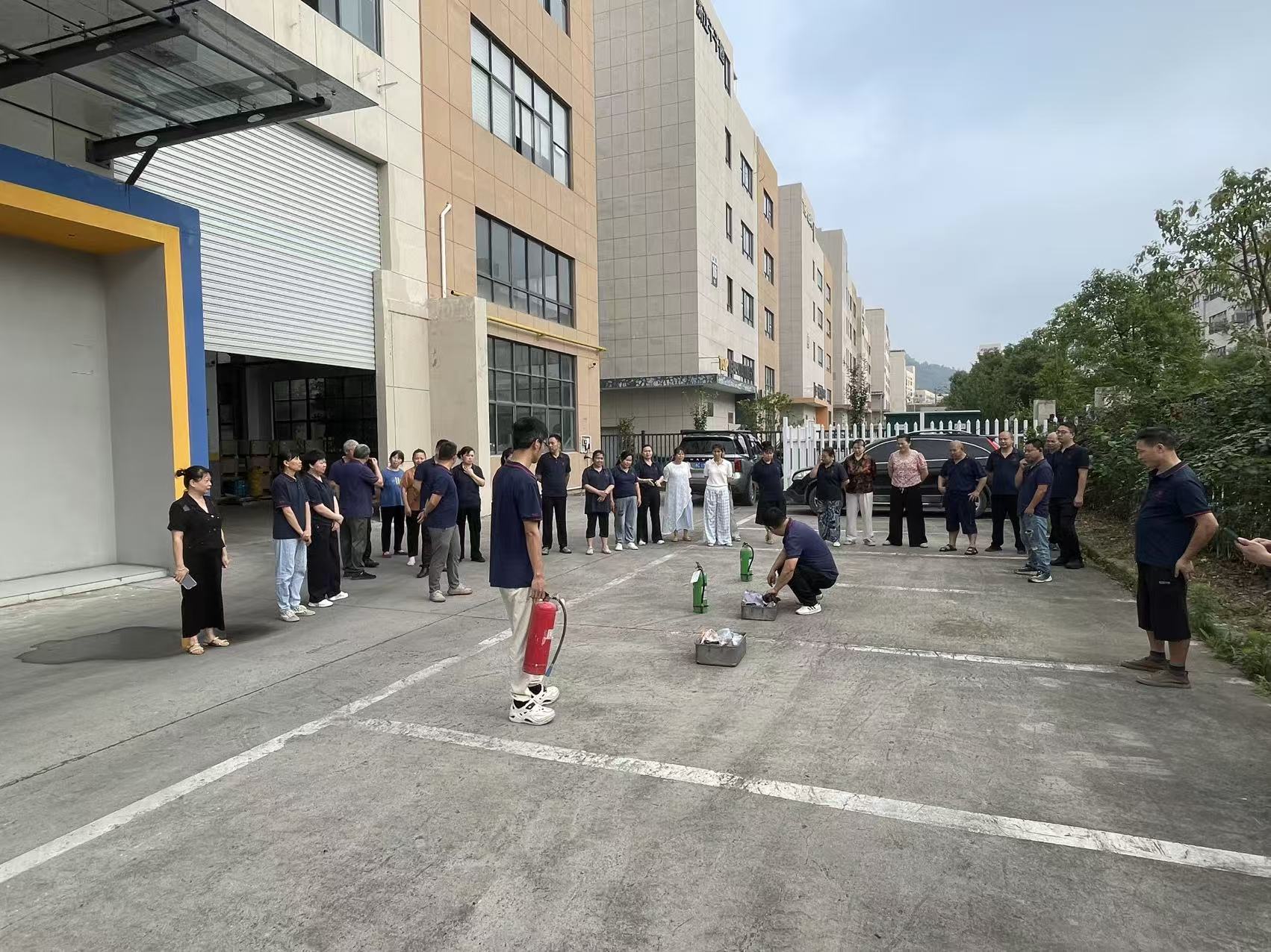 Memperkukuh Kesedaran Keselamatan Kebakaran dan Membina Pertahanan Selamat – Zhejiang Yaodong Intelligent Manufacturing Technology Co., Ltd. Menjalankan Latihan Keselamatan Kebakaran